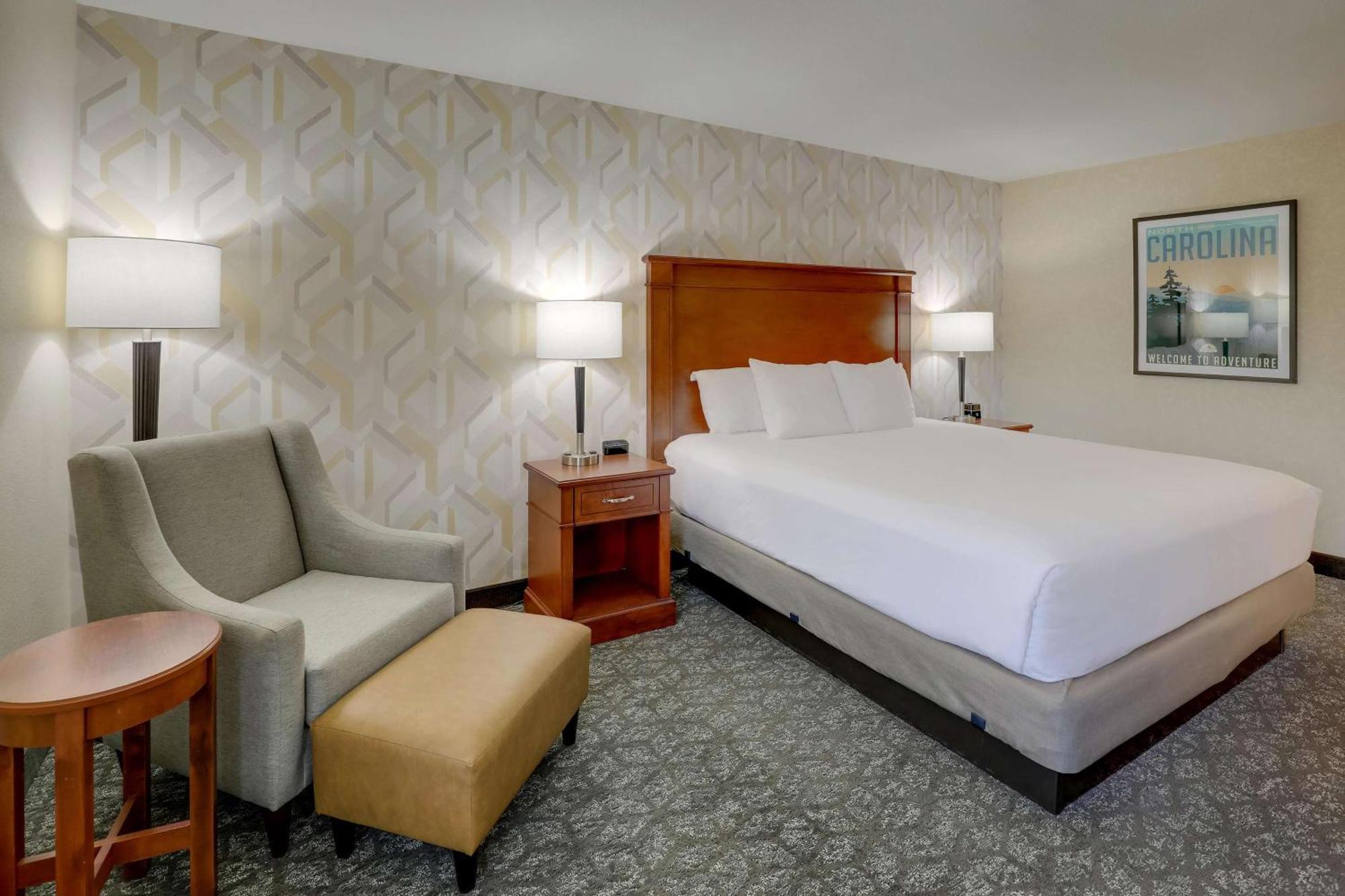 Drury Inn & Suites Charlotte University Place מראה חיצוני תמונה