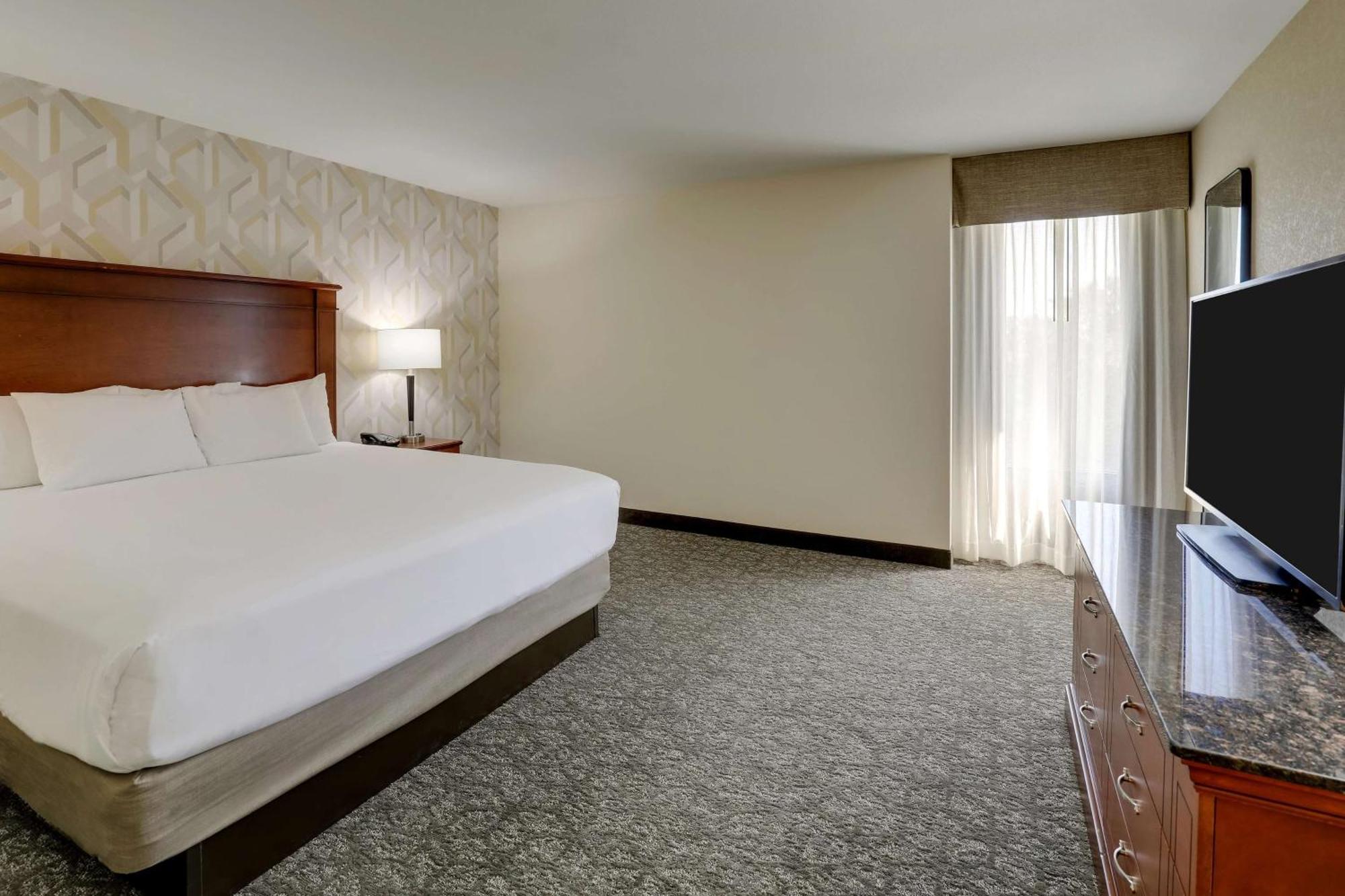 Drury Inn & Suites Charlotte University Place מראה חיצוני תמונה