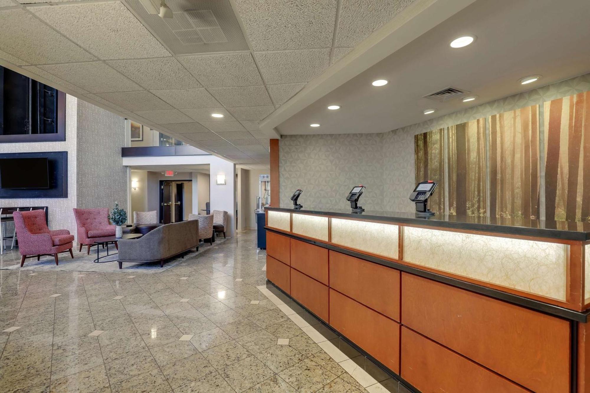 Drury Inn & Suites Charlotte University Place מראה חיצוני תמונה